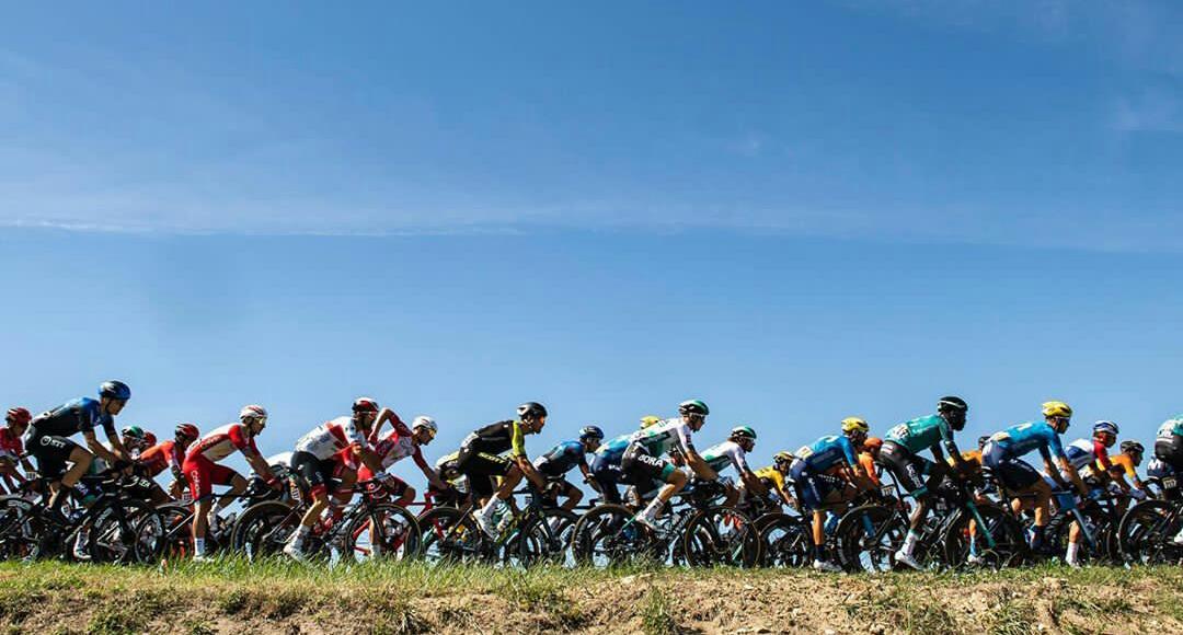 No ganar Tour perderlo Ph: Alex Broadway - Instagram Tour de France - www.ciclismocolombiano.com