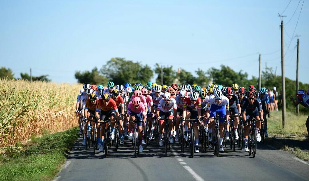 Retiro favorito Tour de Francia 2020 Ph: instagram Tour de France/Puline Ballet- www.ciclismocolombiano.com