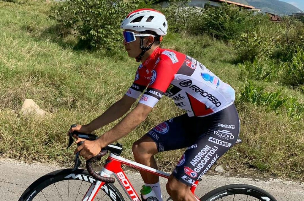 colombiano debut táchira profesional