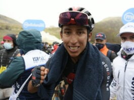 Egan Bernal celebrando en el Giro