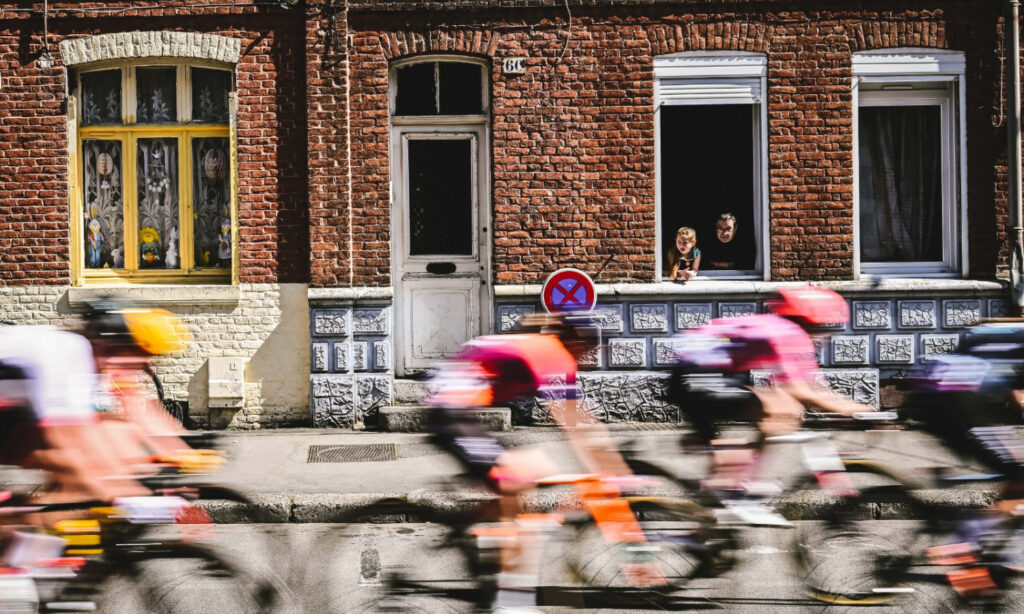 Ciclistas en carrera
