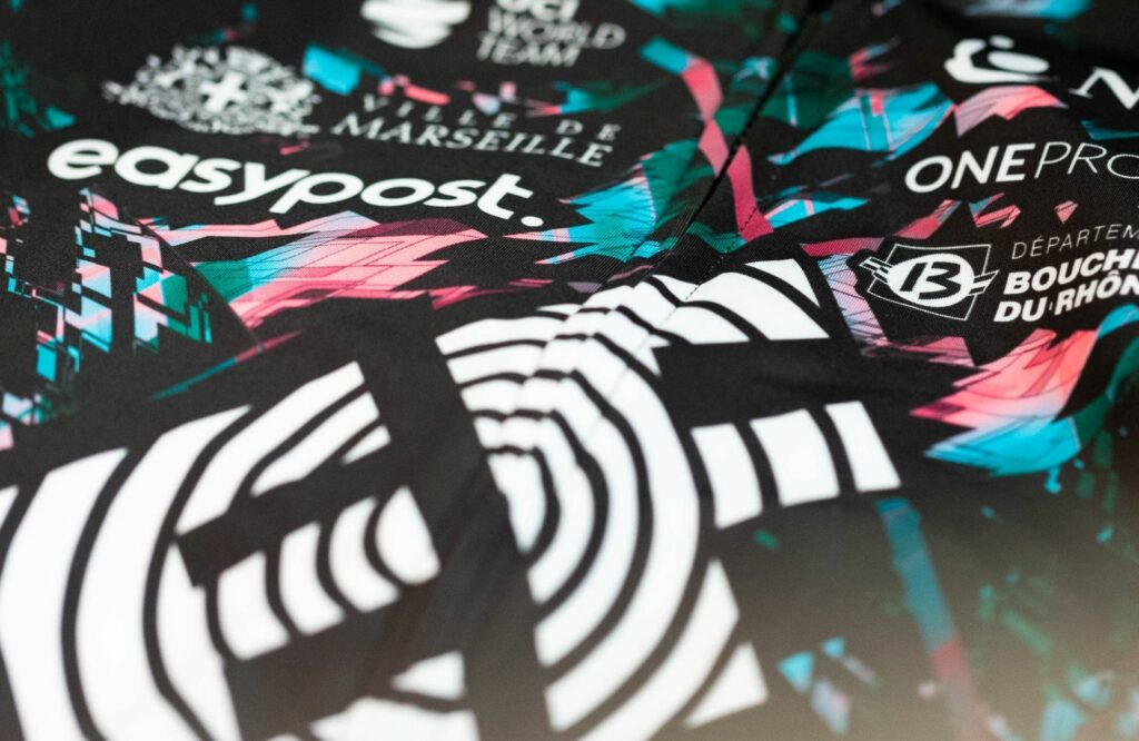 EF Pro Cycling uniforme