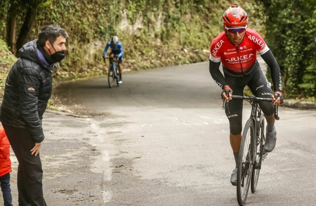 Nairo Quintana en rutra