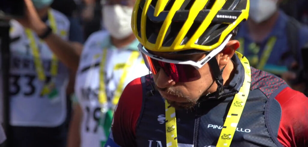 Martínez casco amarillo
