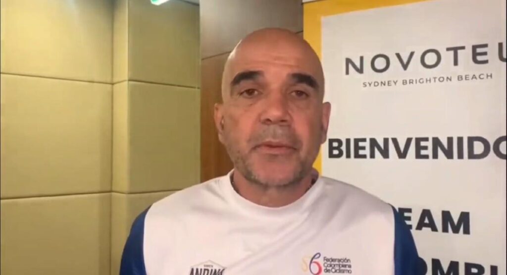 Carlos Jaramillo en hotel