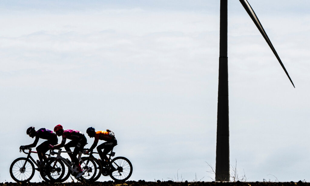 Ciclistas en competencia