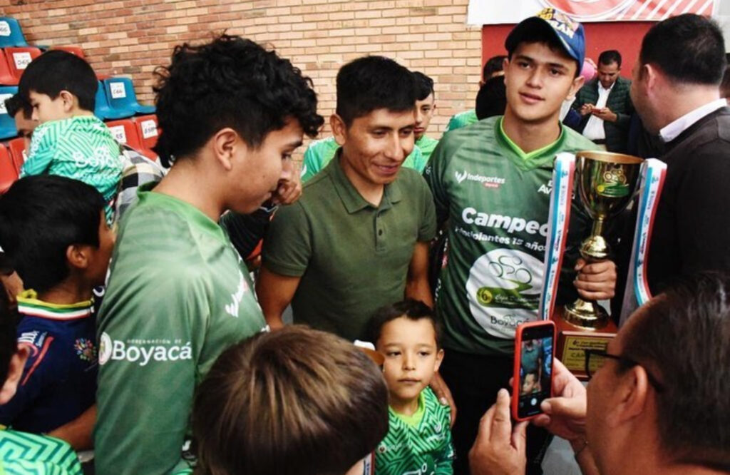 Nairo Quintana con Raza de campeones