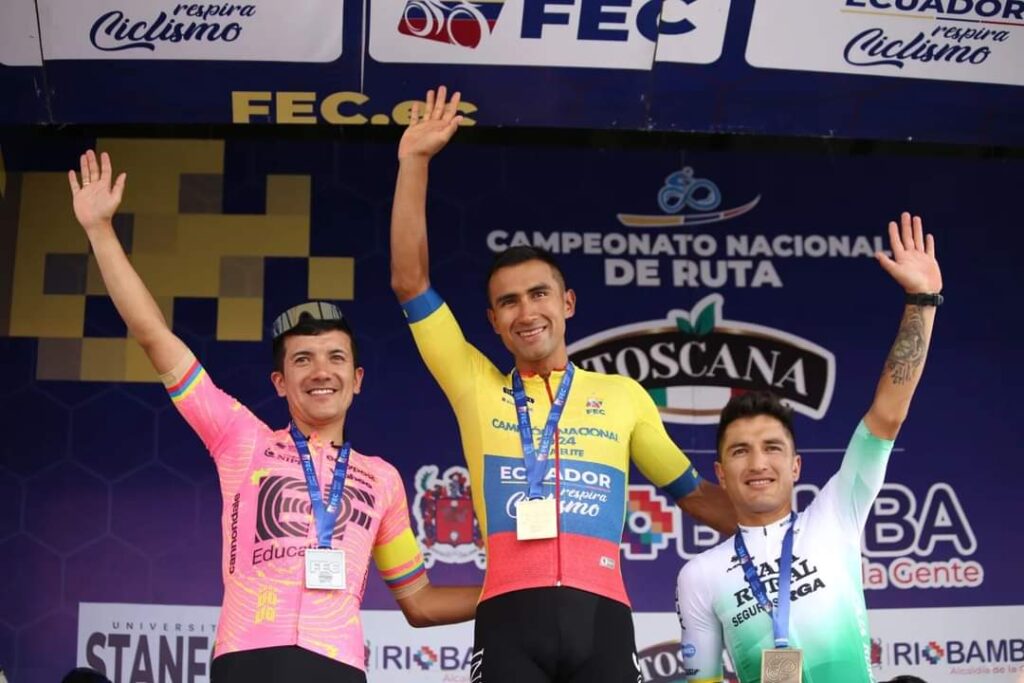 Narváez con Carapaz campeón Ecuador 2024