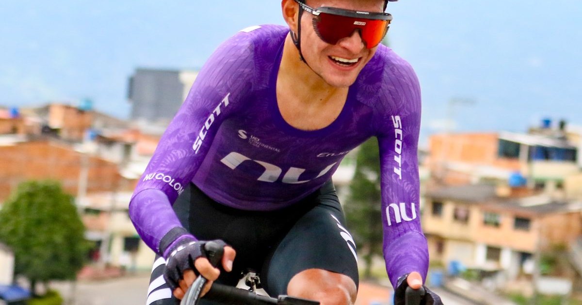 Camilo Ardila vuelve a ganar y Nu Colombia domina en Antioquia Andrés Camilo Ardila con el equipo Nu Colombia en competencia nacional