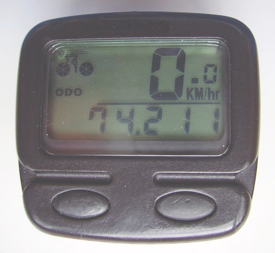 Computador de ciclismo con datos de rendimiento
