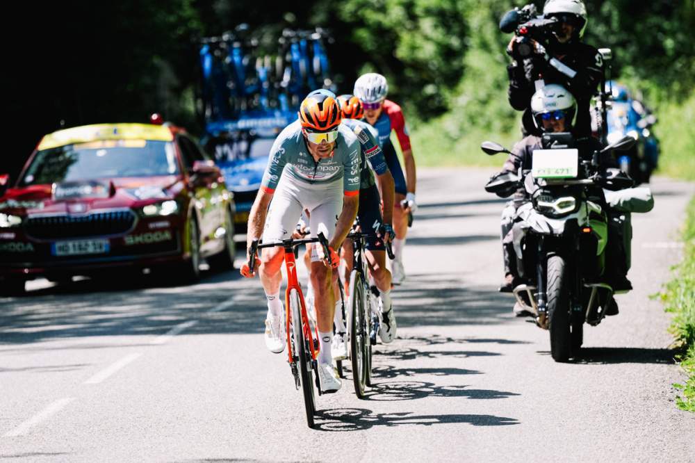 Isaac del Toro vuela en el Grand Colombier y gana la etapa 7 del Tour Auvergne Isaac del Toro gana la etapa 7 del Tour Auvergne - Rhône-Alpes 2026