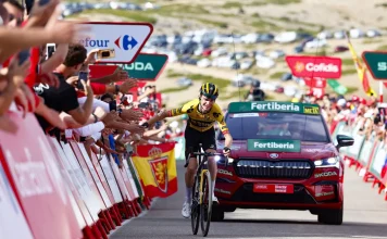 Sepp Kuss correrá Giro, Tour y Vuelta a España en 2026 Sepp Kuss celebrando una victoria en la Vuelta