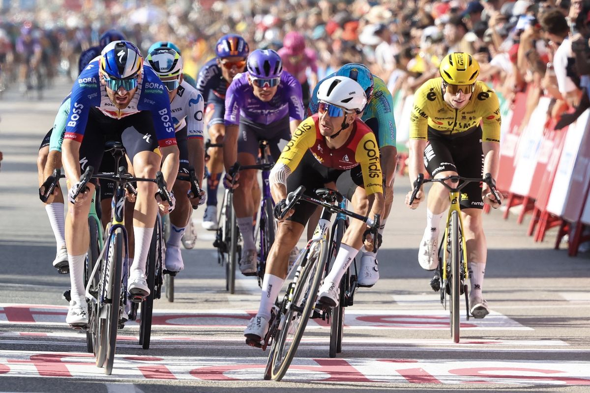 Bryan Coquard gana la etapa 8 de La Vuelta 2026 en Xeraco