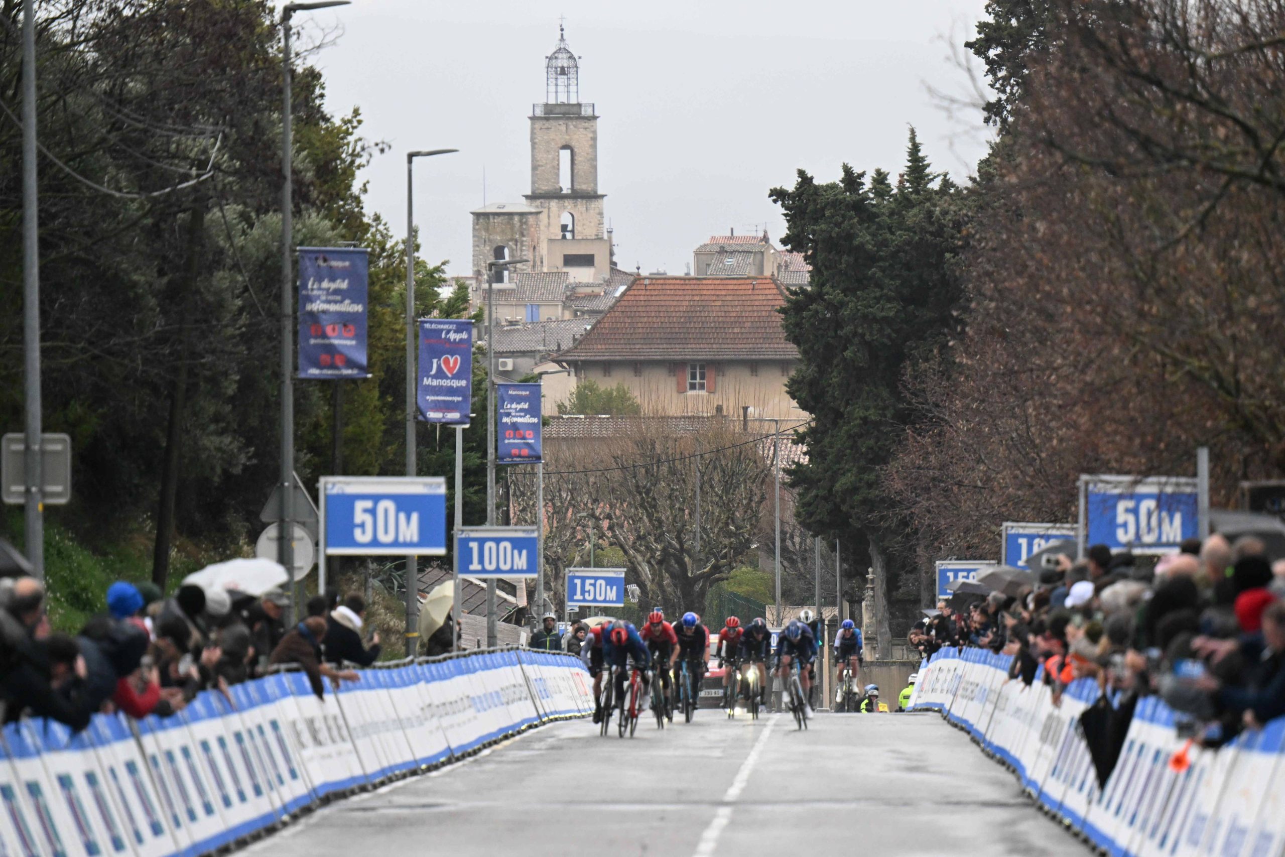 Pelotón Vuelta a España 2026 etapa 2 Manosque