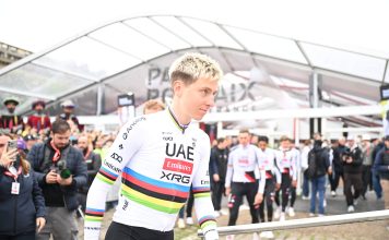 Favoritos para ganar la etapa 1 de la Vuelta a España 2026 y el primer maillot rojo Tadej Pogacar con el maillot arcoíris de campeón del mundo en la París-Roubaix 2026