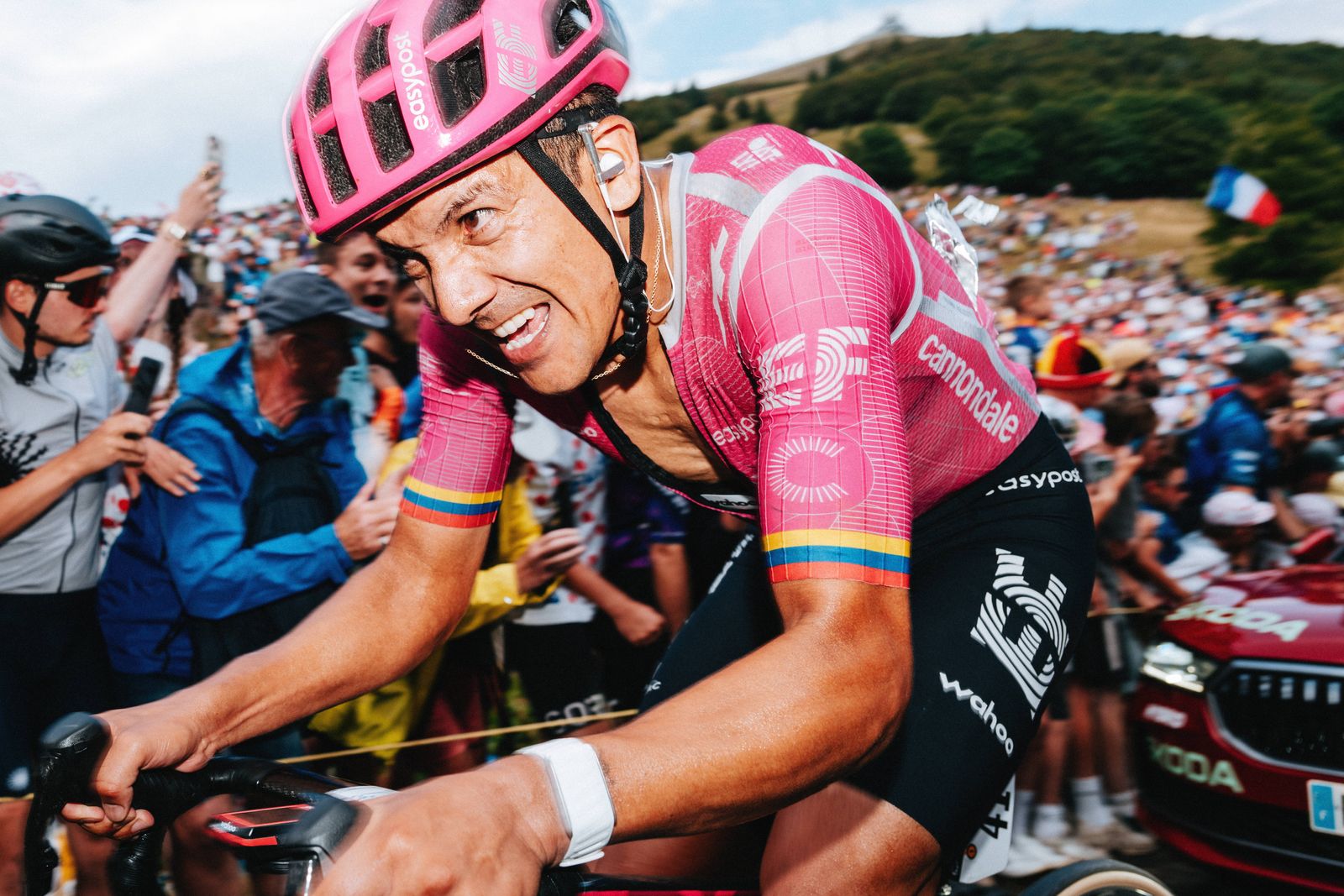 Richard Carapaz compite con EF Education-EasyPost