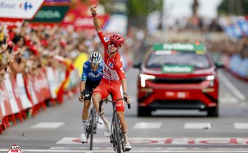 El momento en que Tadej Pogačar se cayó y se retiró de La Vuelta 26 Tadej Pogačar celebra una victoria de etapa en La Vuelta a España 2026