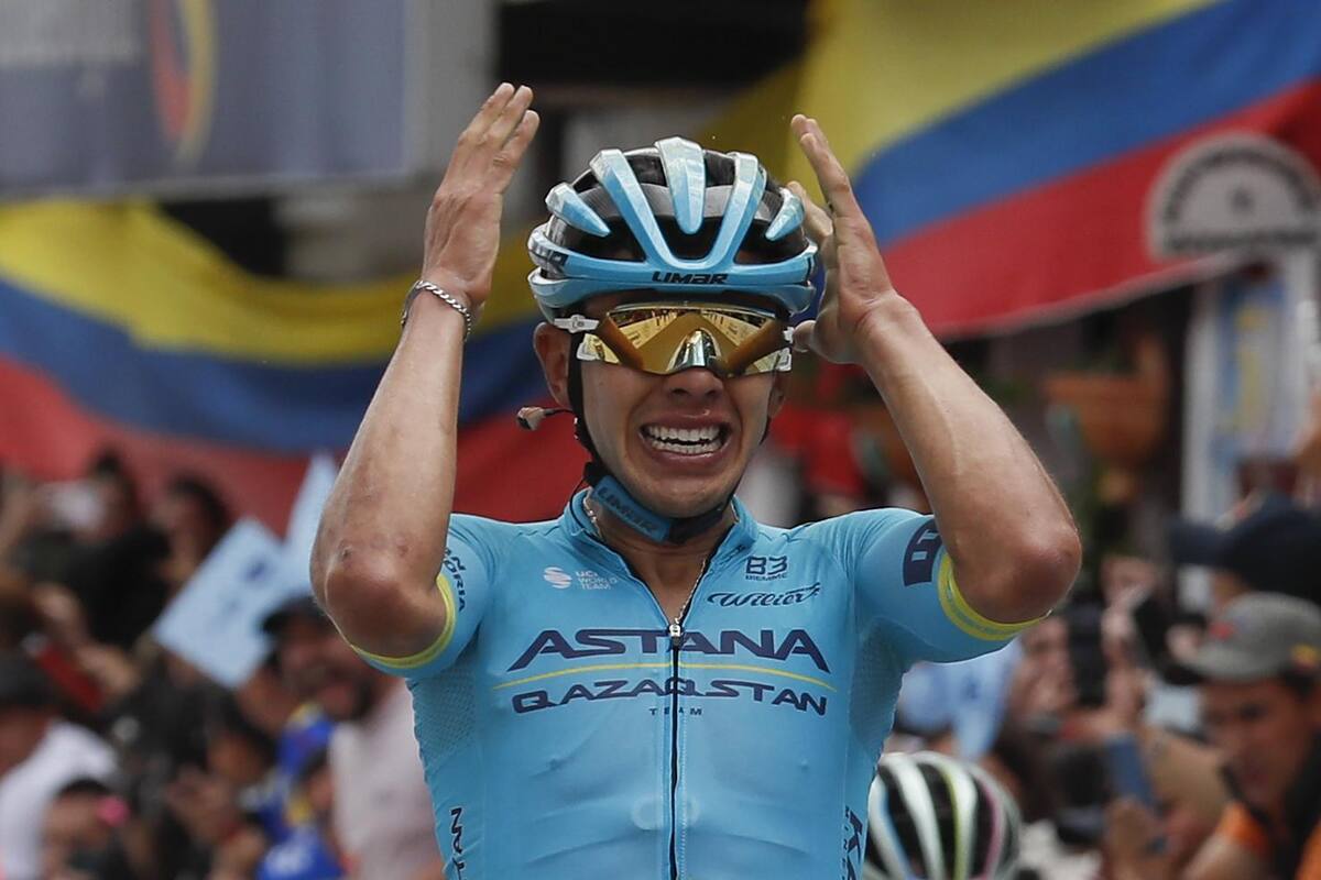 Harold Tejada con XDS Astana en una carrera de 2026