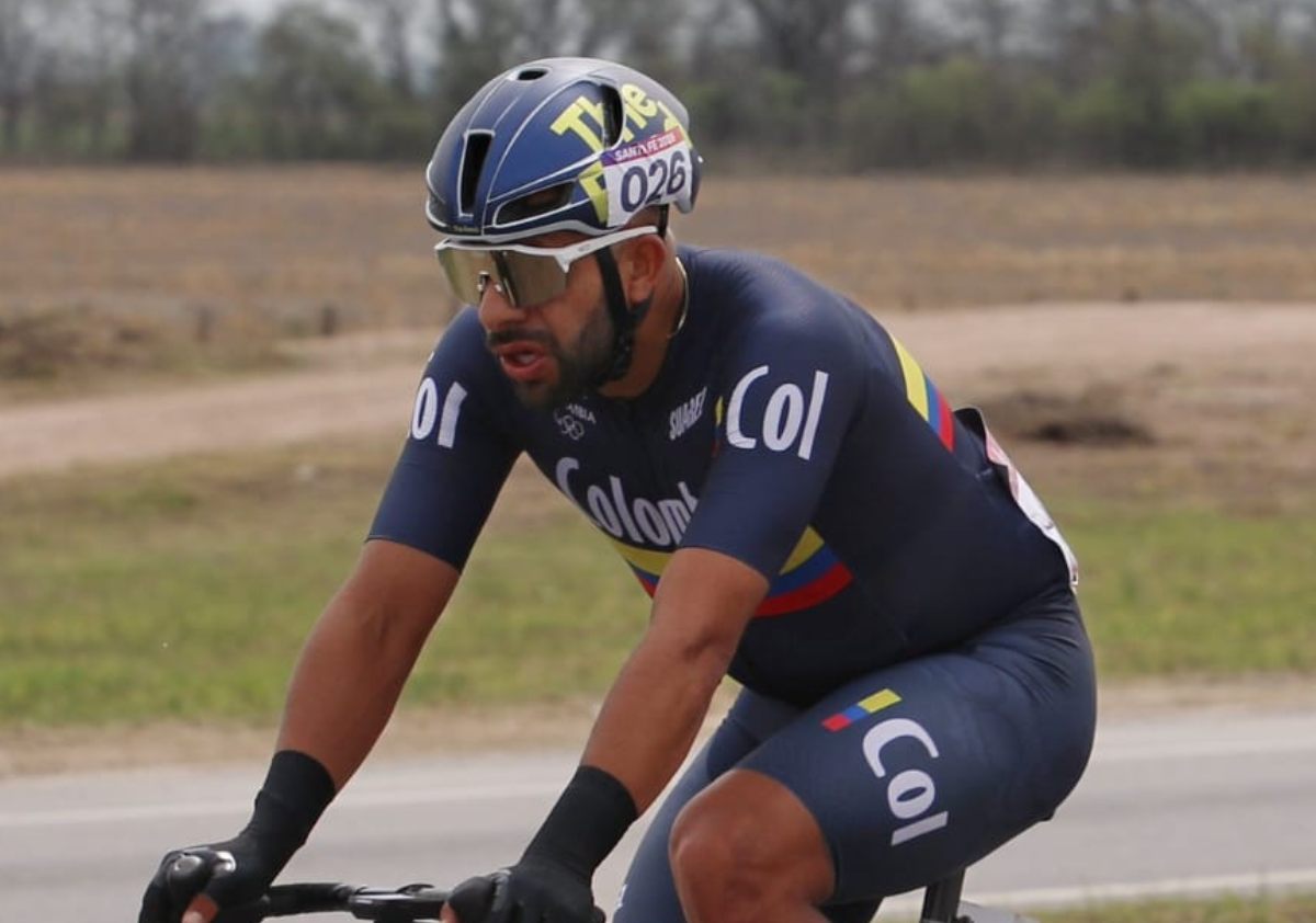 Jordan Parra durante la prueba de ruta de los Juegos Suramericanos 2026