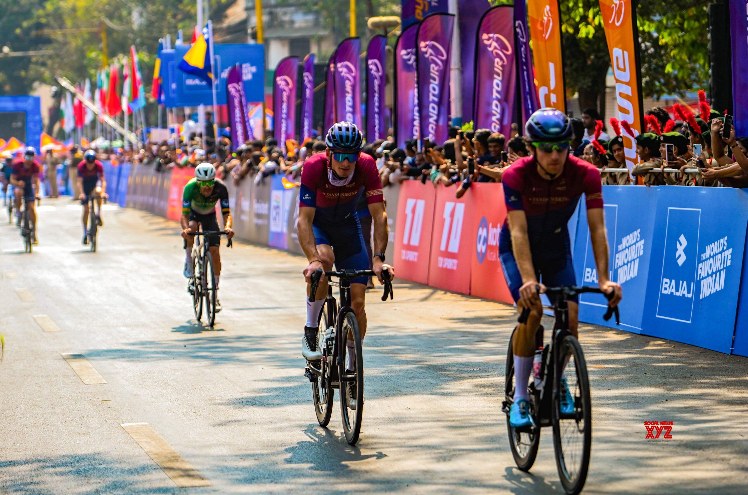 Pelotón del Pune Grand Tour 2026