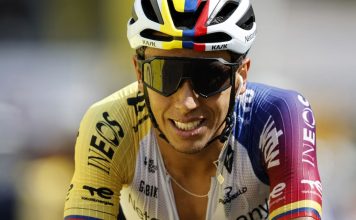 Egan Bernal publica un «Gracias» y aumenta las preguntas sobre su futuro