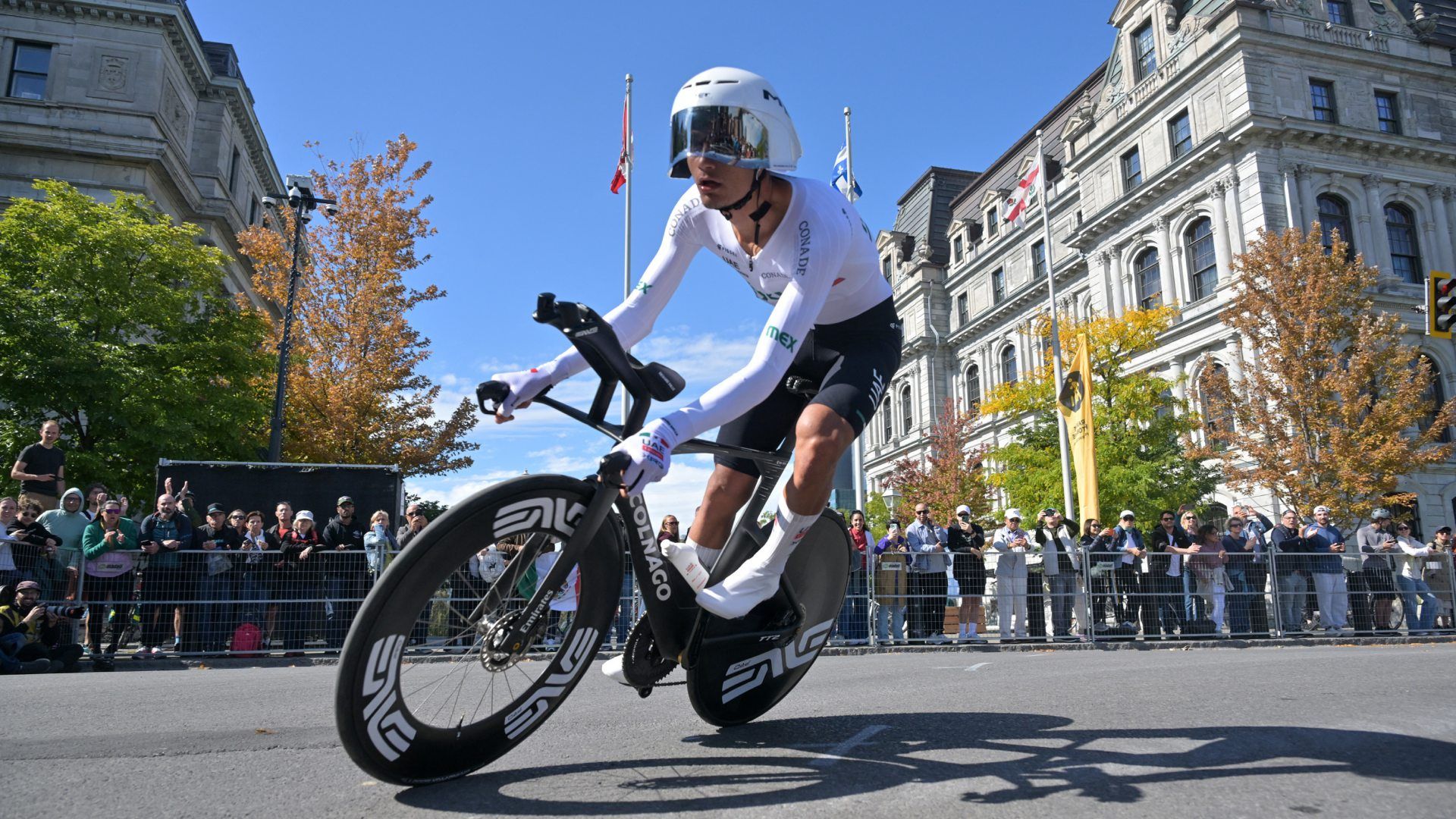 Isaac Del Toro durante la contrarreloj del Mundial de Ciclismo de Montreal 2026